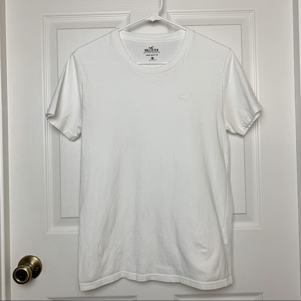 White Hollister t-shirt!